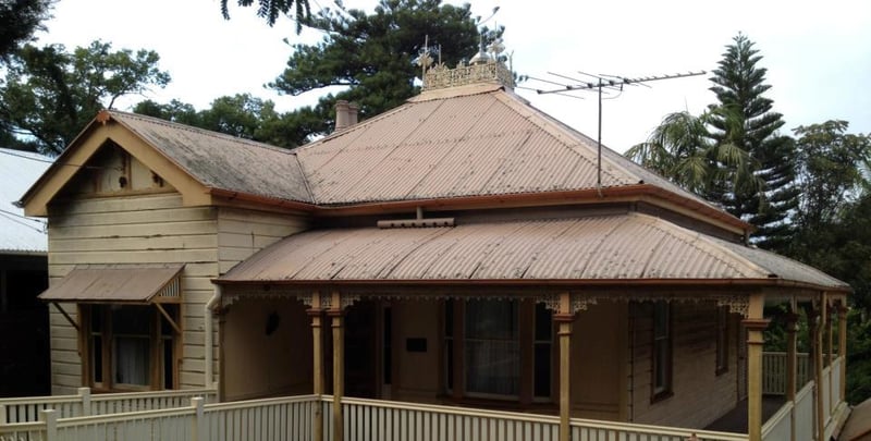 Before shot - old metal roof on Queenslander cottage